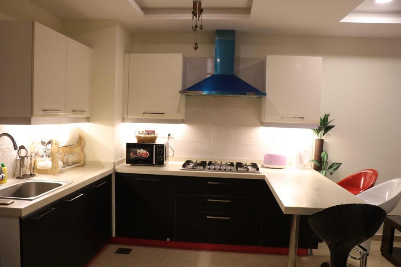 Elegant & Charming One Bed Apartment In Bahria Town Rawalpindi Exterior foto