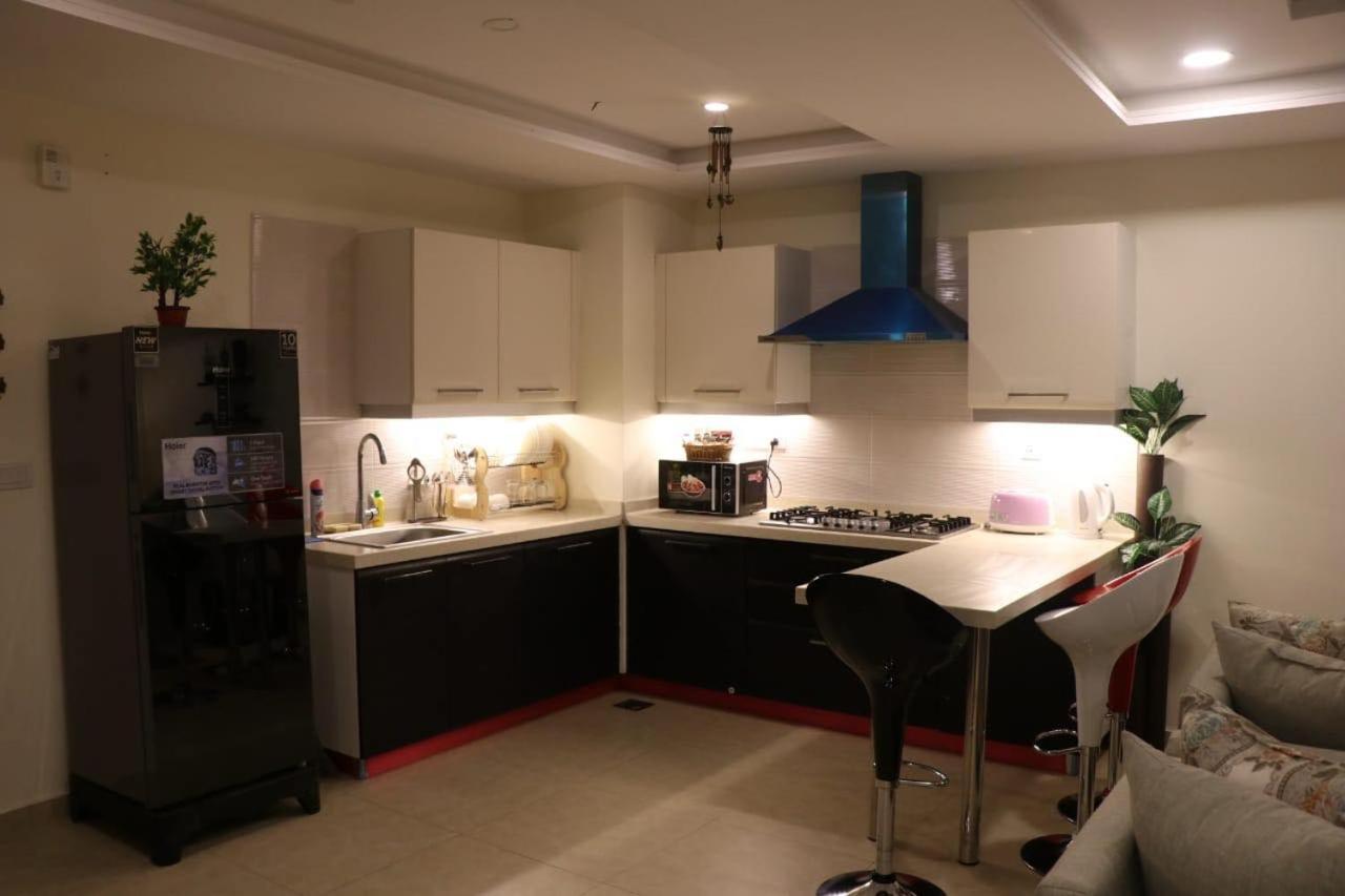 Elegant & Charming One Bed Apartment In Bahria Town Rawalpindi Exterior foto