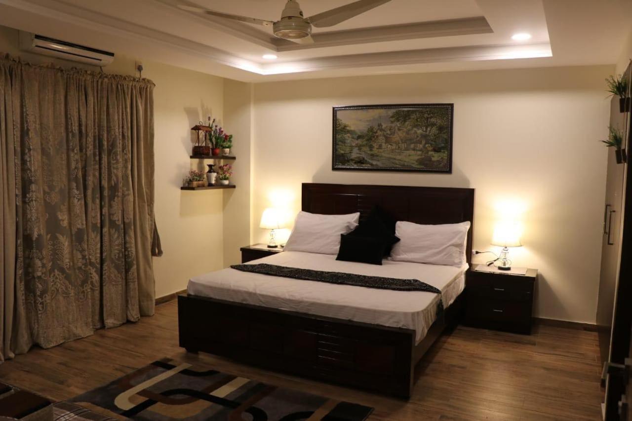 Elegant & Charming One Bed Apartment In Bahria Town Rawalpindi Exterior foto